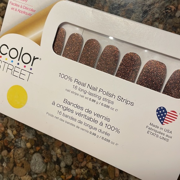 Color Street 100% dry nail polish strips! #browniepoints - Picture 2 of 6